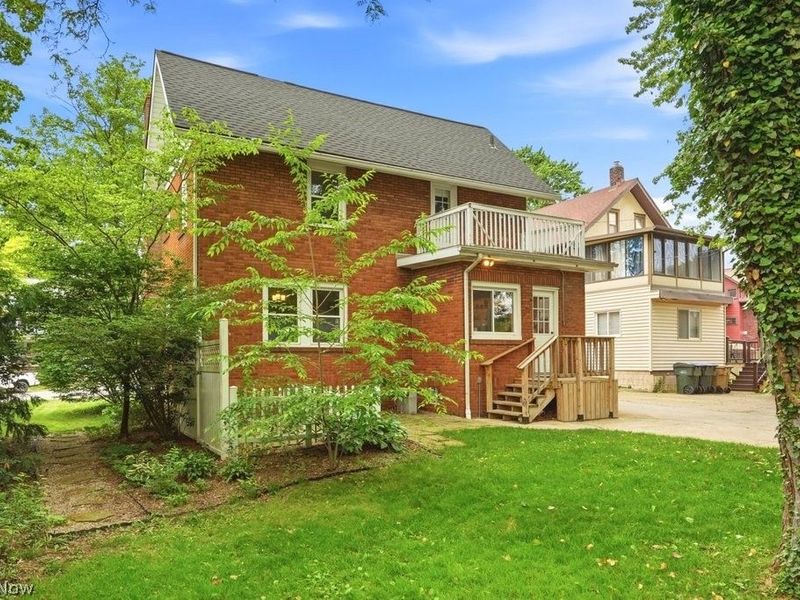 608 Chestnut Boulevard, Cuyahoga Falls, OH 44221 Photo 3