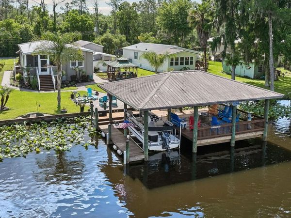 329 PARADISE Circle, Satsuma, FL 32189