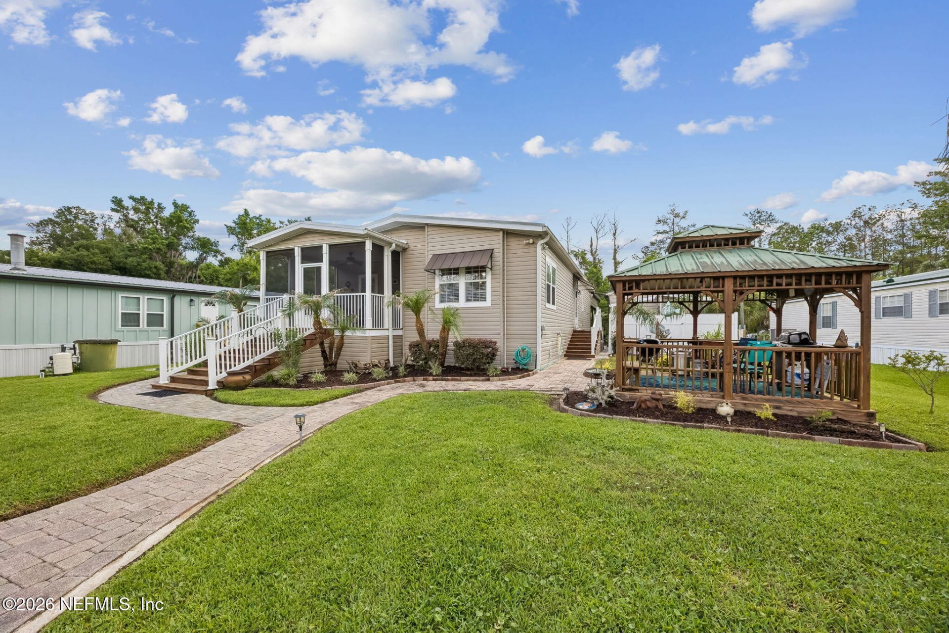 329 Paradise Circle, Satsuma, FL 32189 Photo