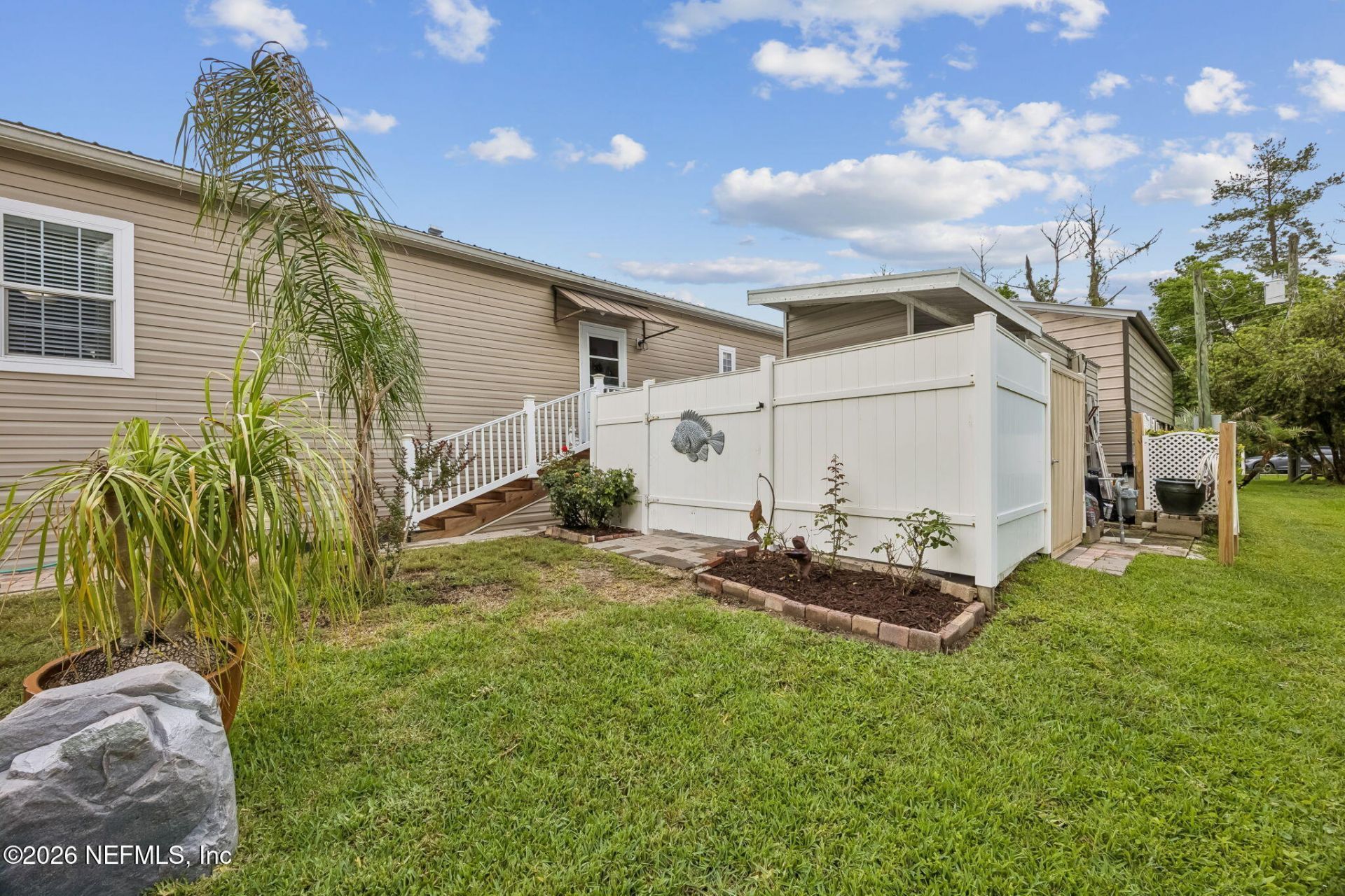 329 Paradise Circle, Satsuma, FL 32189 Photo