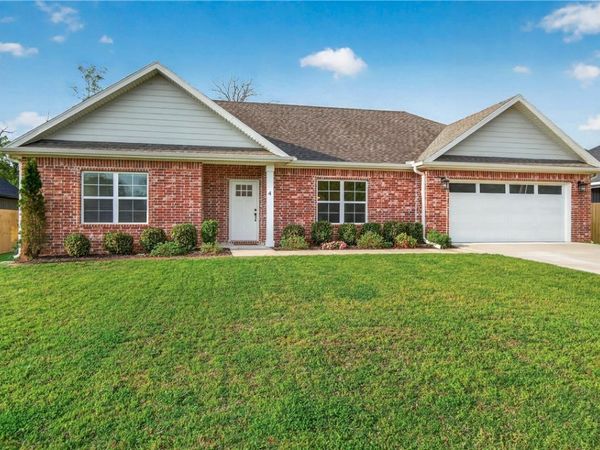 4 Wendike Place , Bella Vista, AR 72715