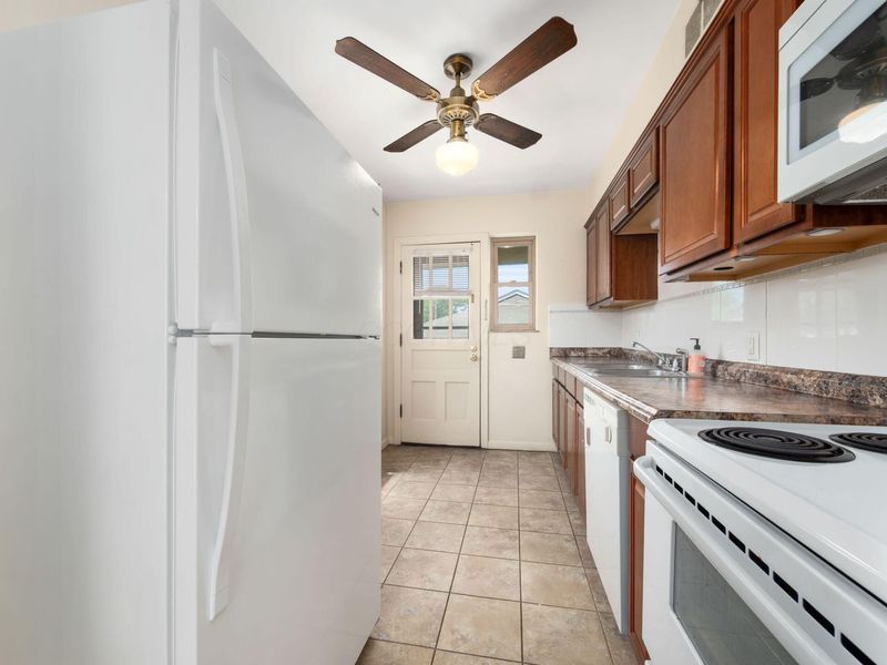 1629 Grandview Avenue, Unit A and B, Columbus, OH 43212 Photo 12