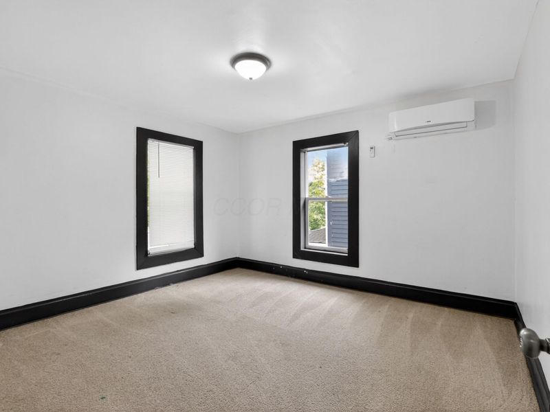 1613 Arlington Avenue , Columbus, OH 43211 Photo 5