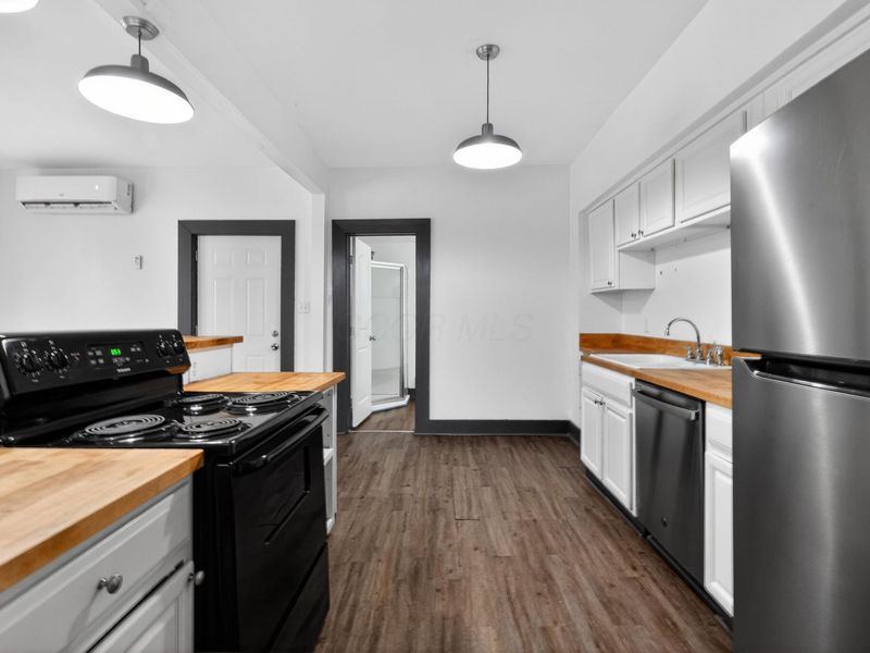 1613 Arlington Avenue , Columbus, OH 43211 Photo 9