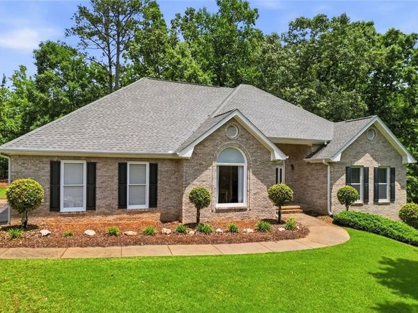 5035 Valley Brook Circle , Mcdonough, GA 30253