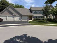 33 Ashburn Court , Schaumburg, IL 60193 primary photo