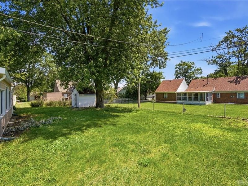 976 Kenosha Road, Kettering, OH 45429 Photo 28