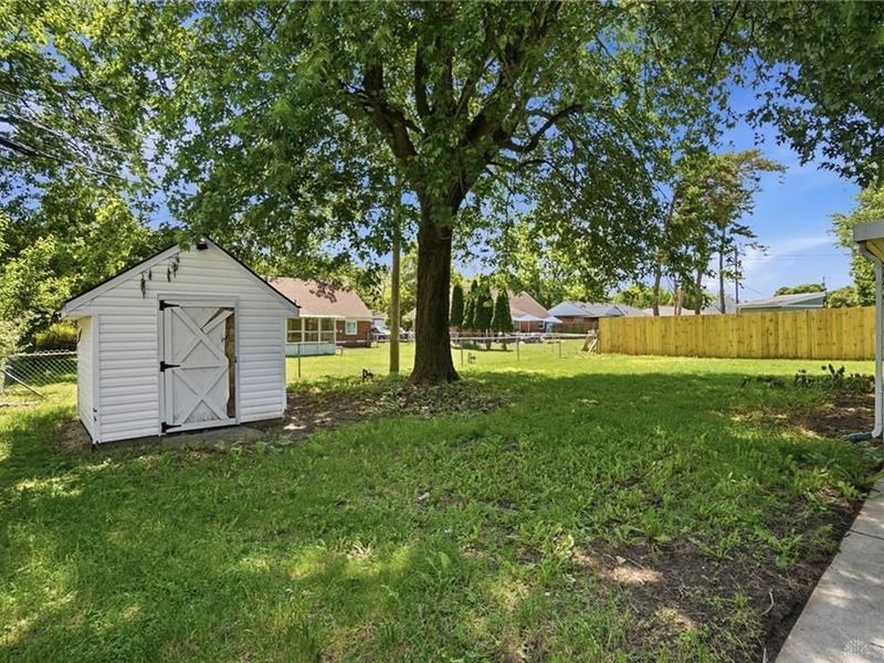 976 Kenosha Road, Kettering, OH 45429 Photo 29