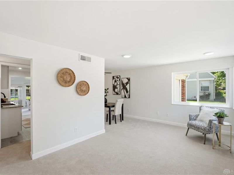 976 Kenosha Road, Kettering, OH 45429 Photo 5
