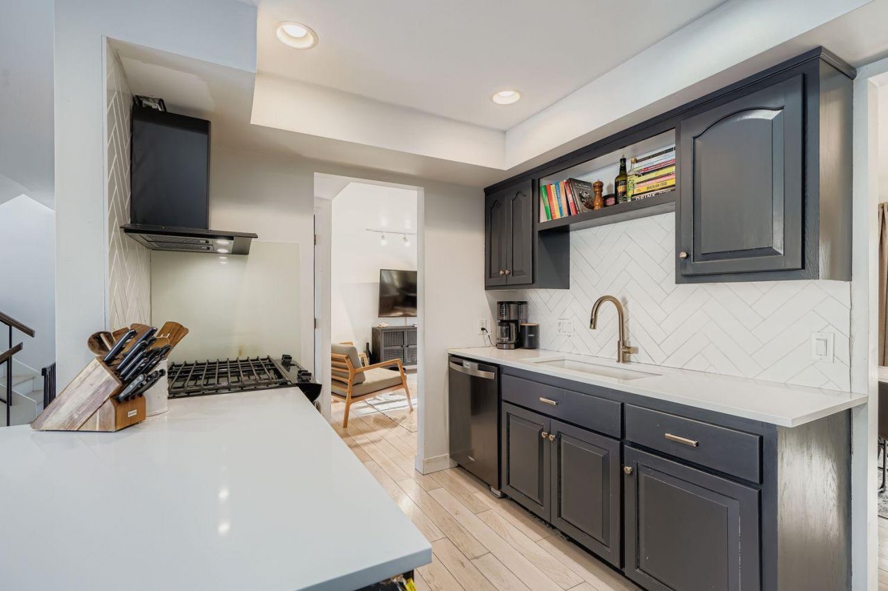 7511 Harold Avenue, Golden Valley, MN 55427
