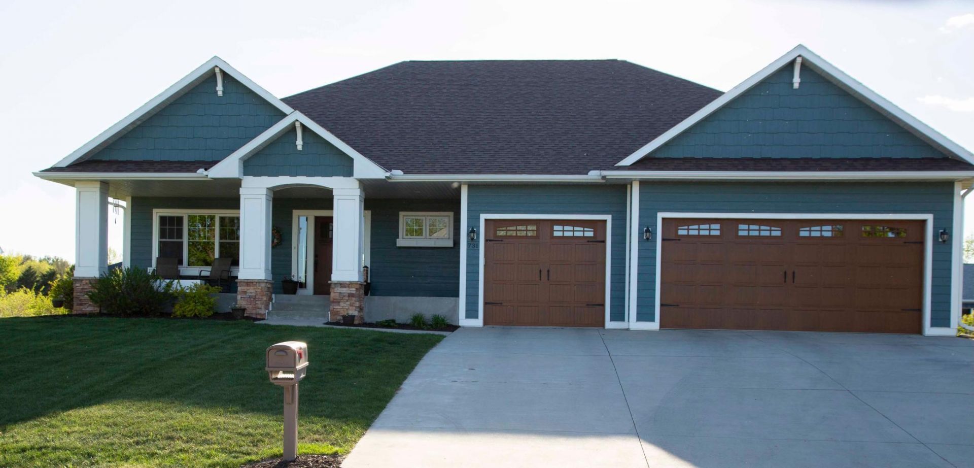 731 St James Circle , Litchfield, MN 55355