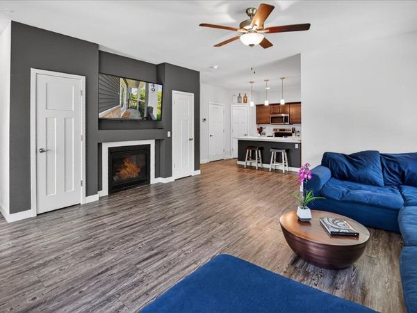 1949 N Windsor Avenue, Cottage Grove, WI 53527