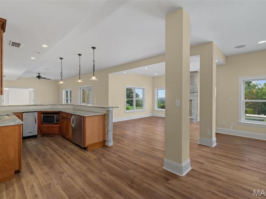 Property Image 76
