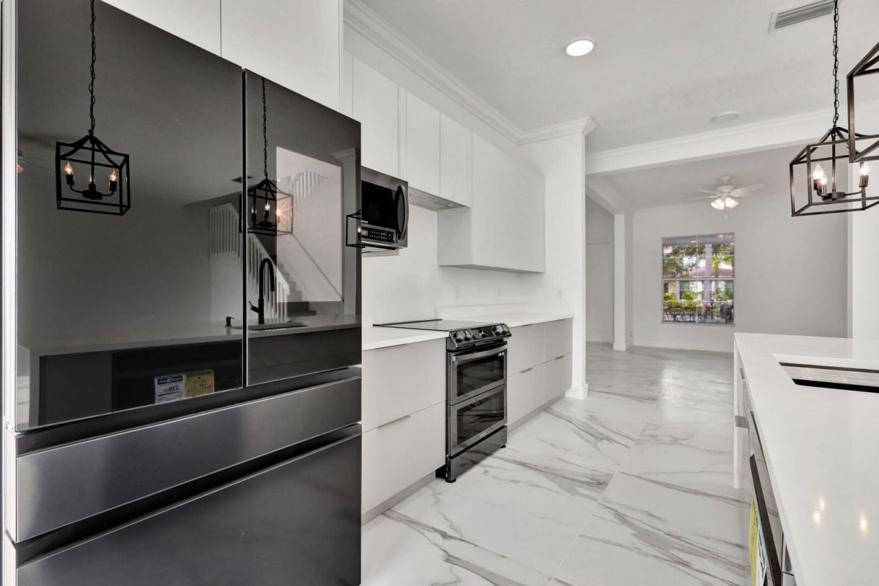 9334 Madewood Court, Royal Palm Beach, FL 33411 Photo