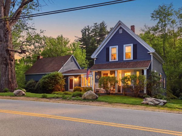 53 Sandown Road, Fremont, NH 03044