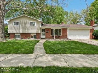 36258 Jamison Street , Livonia, MI 48154