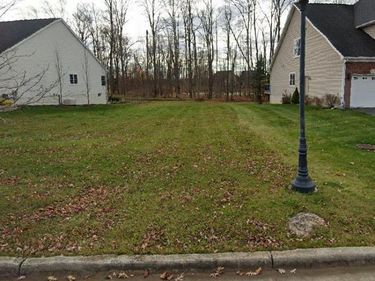 Unit 75 Edgewood Drive , Grand Blanc Twp, MI 48439