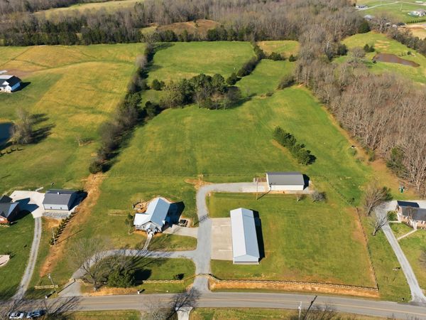 4041 Liverworth Rd , Southside, TN 37171