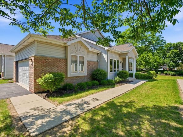4650 S Forest Point BOULEVARD, New Berlin, WI 53151