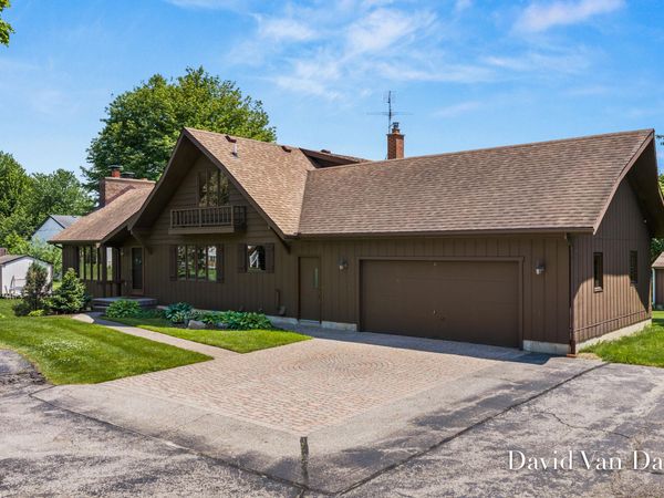 1050 64th Street SW, Byron Center, MI 49315