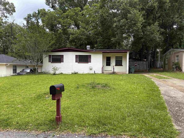 3009 Mock Drive, Tallahassee, FL 32301