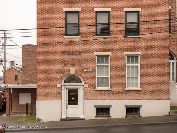 335 Main Street, Unit 6, Catskill, NY 12414