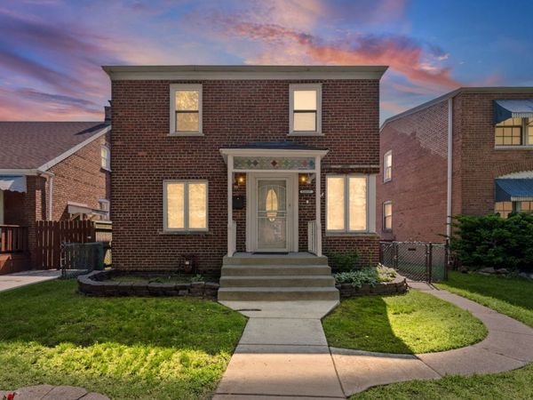 11035 S Avenue E , Chicago, IL 60617