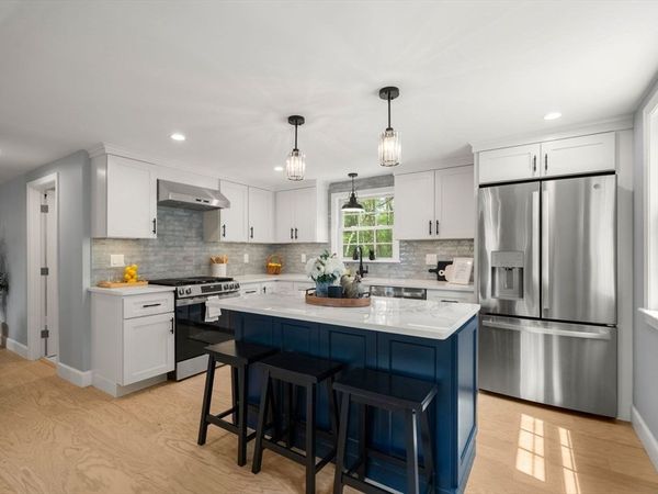 16 Churchill Rd, Plympton, MA 02367
