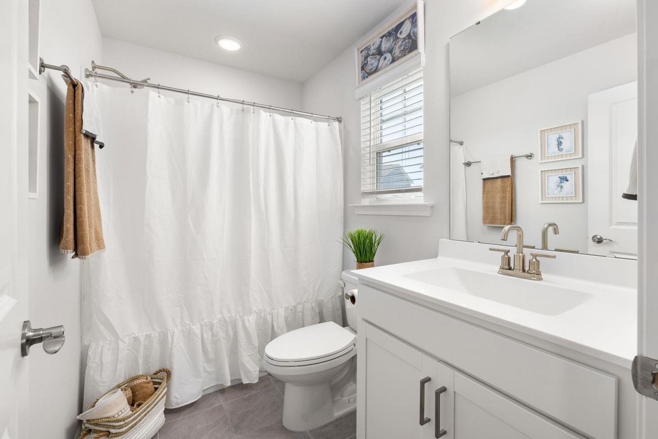 283 Ferretti St.  Photo 9