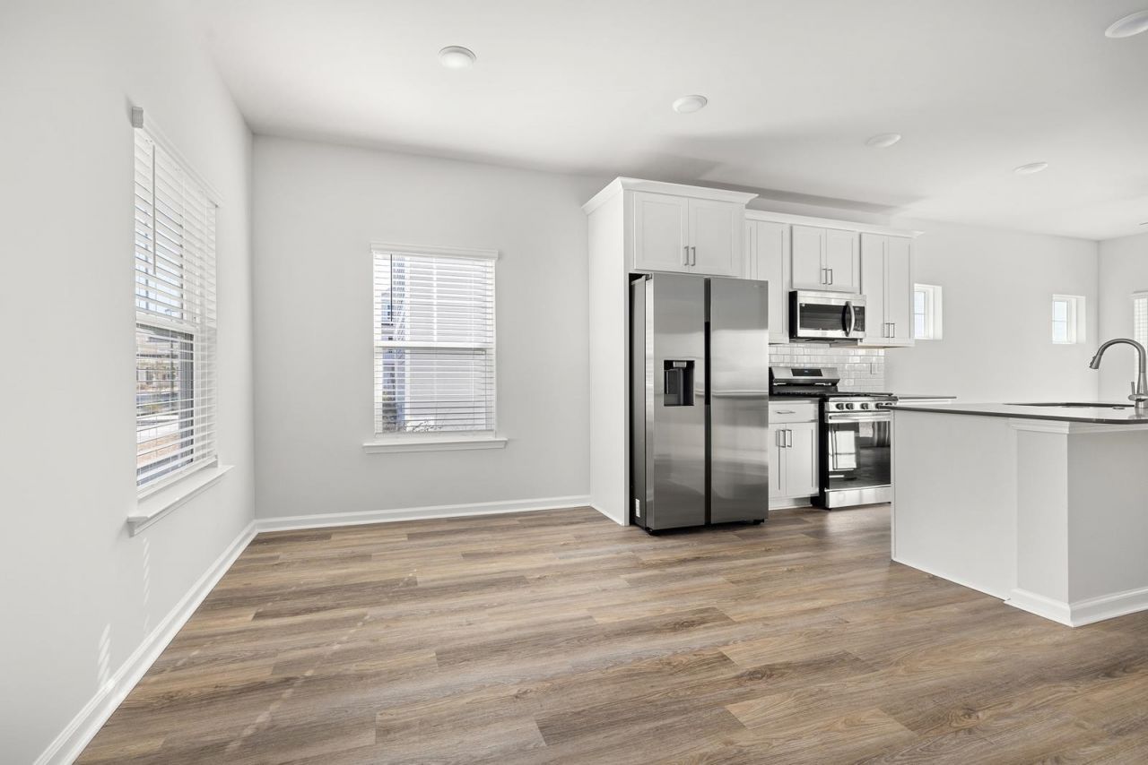 283 Ferretti St.  Photo 33