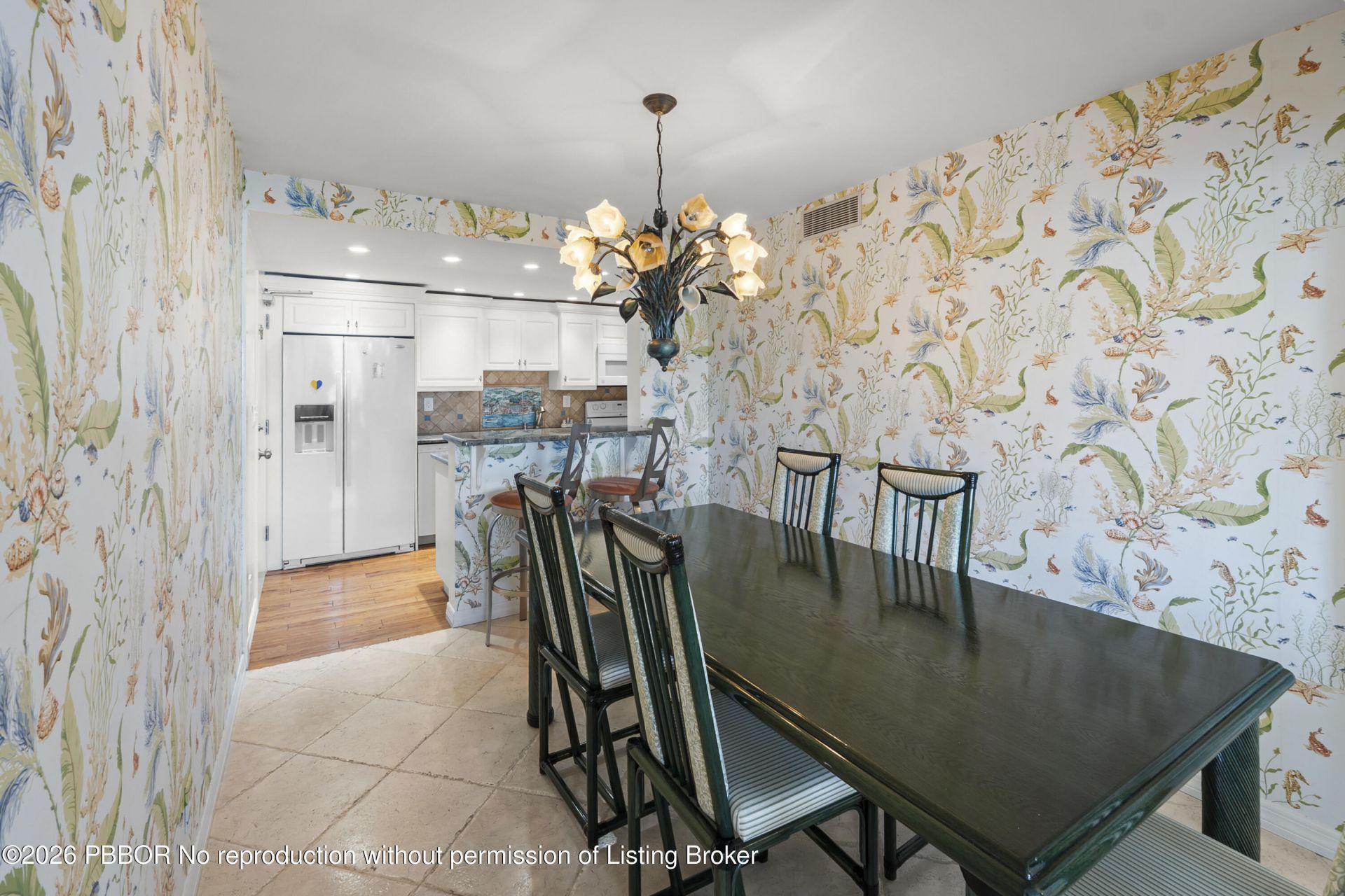 170 Chilean Avenue, Unit 4D, Palm Beach, FL 33480 Photo