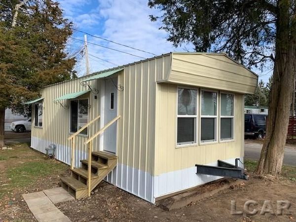3180 N Adrian , Adrian, MI 49221