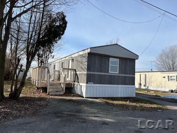 3180 N Adrian , Adrian, MI 49221