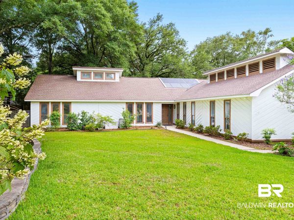 1620 Woodridge Court, Mobile, AL 36695