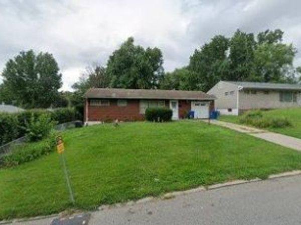 1628 Mowbry Lane , Dellwood, MO 63136