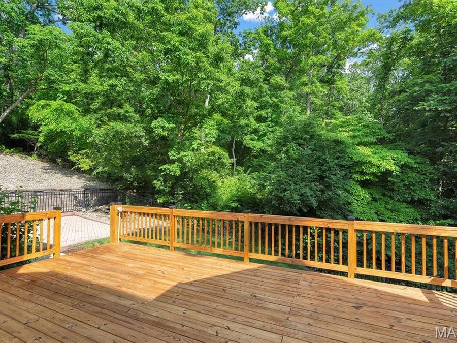Property Image 95