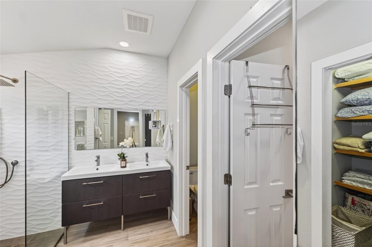 15107 Skip Jack Loop, Bradenton, FL 34202 Photo