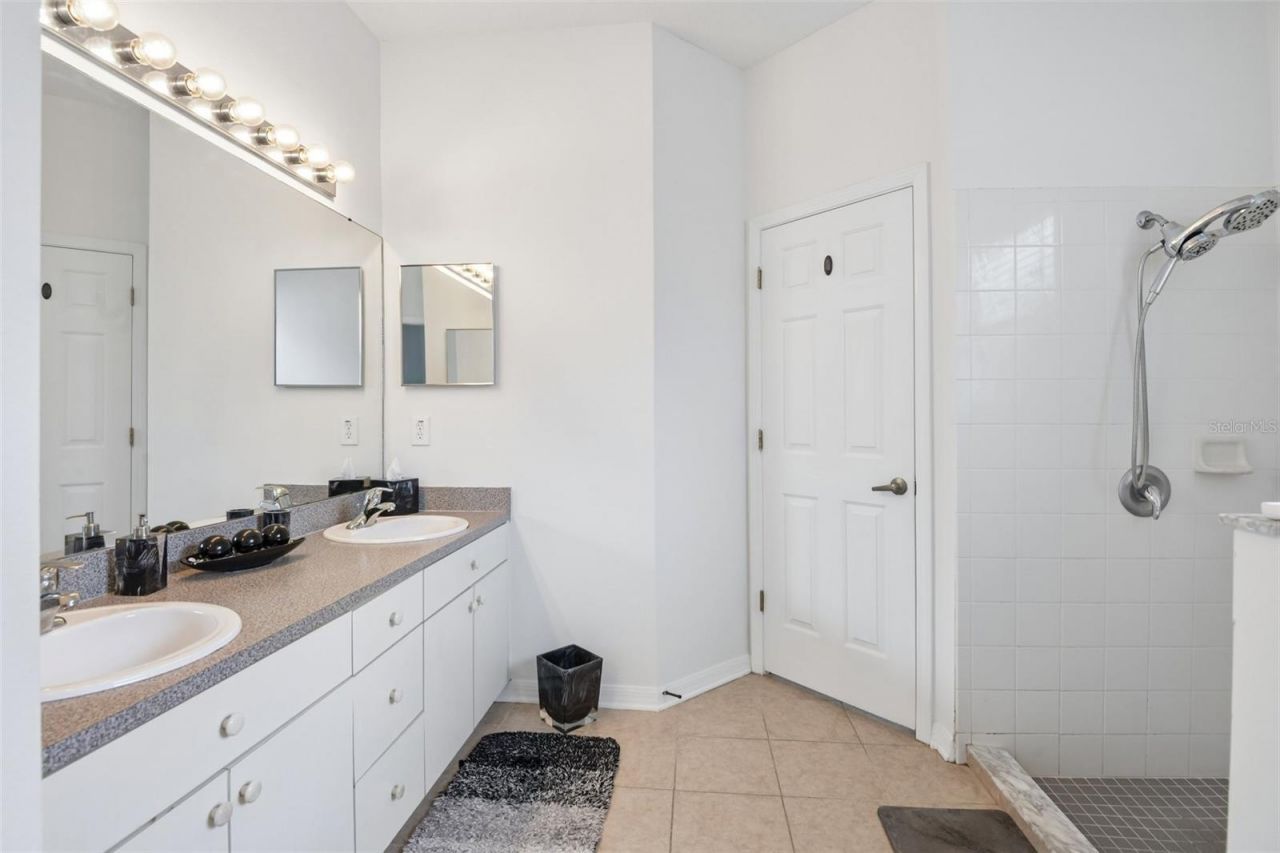 7926 Terrace Ridge Drive , Temple Terrace, FL 33637 Photo