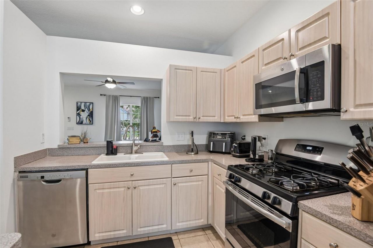 7926 Terrace Ridge Drive , Temple Terrace, FL 33637 Photo