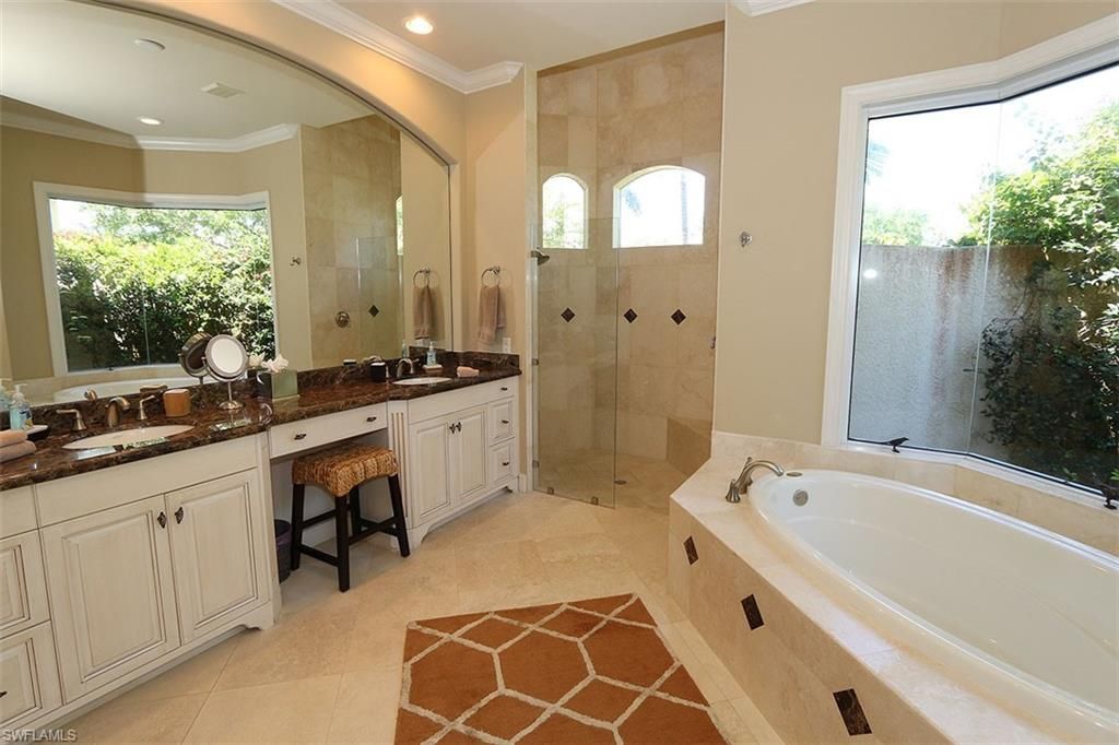 1824 Crayton Rd , Naples, FL 34102 Photo