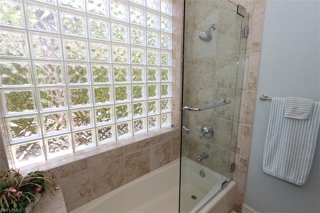1824 Crayton Rd , Naples, FL 34102 Photo