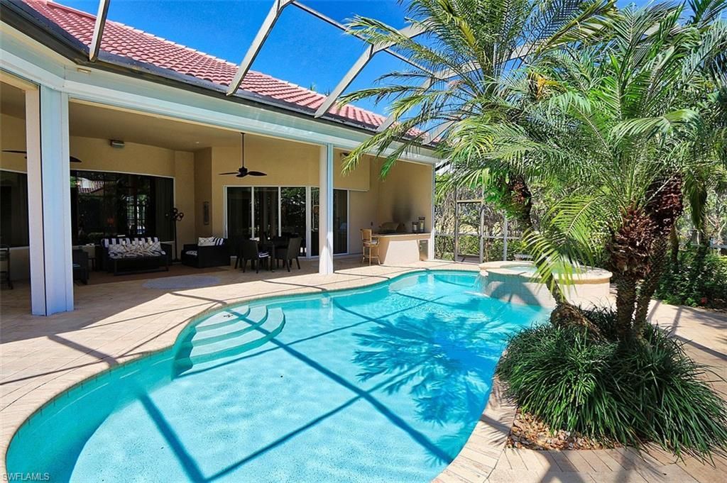 1824 Crayton Rd , Naples, FL 34102 Photo