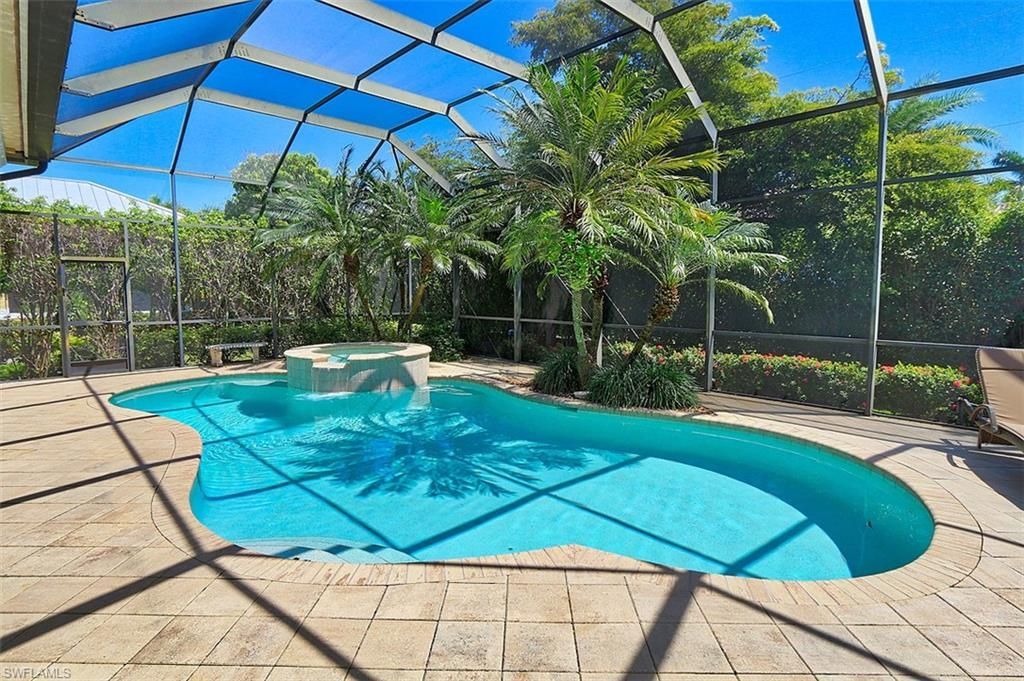 1824 Crayton Rd , Naples, FL 34102 Photo