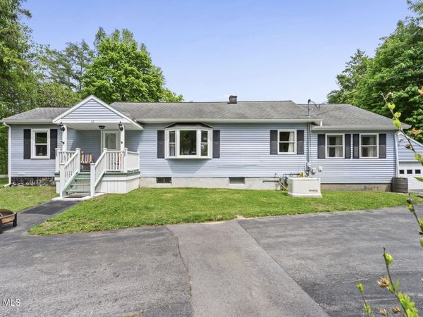 42 Midline Road, Ballston Lake, NY 12019