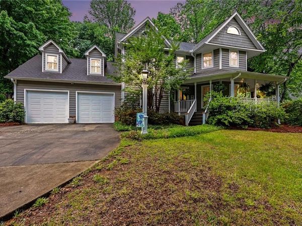 4015 BAYTREE Court, High Point, NC 27265