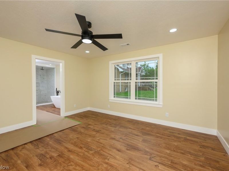 1545 Roanoke Avenue, Uhrichsville, OH 44683 Photo 11