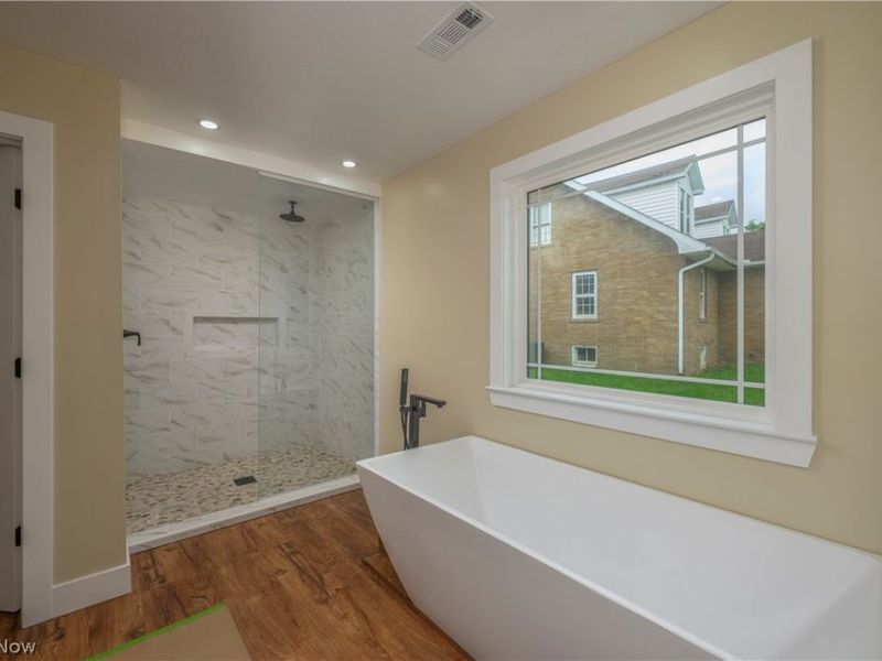 1545 Roanoke Avenue, Uhrichsville, OH 44683 Photo 12