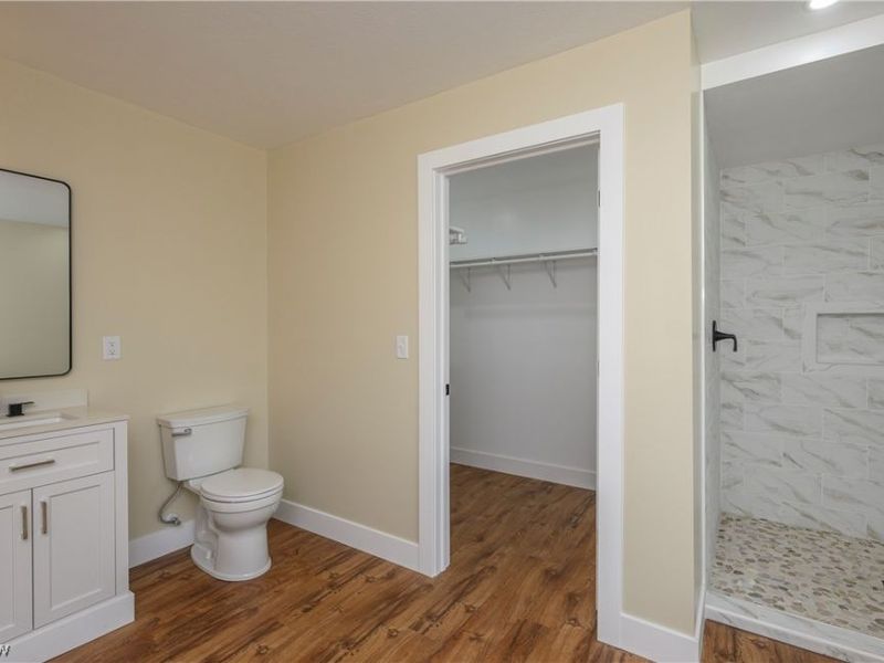 1545 Roanoke Avenue, Uhrichsville, OH 44683 Photo 14