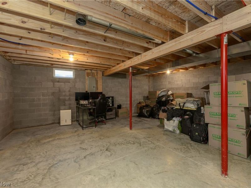 10952 Madlyn Street NE, Bolivar, OH 44612 Photo 19
