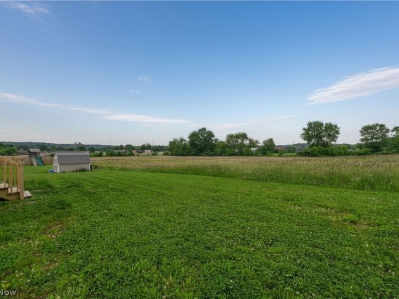 10952 Madlyn Street NE, Bolivar, OH 44612 Photo 5